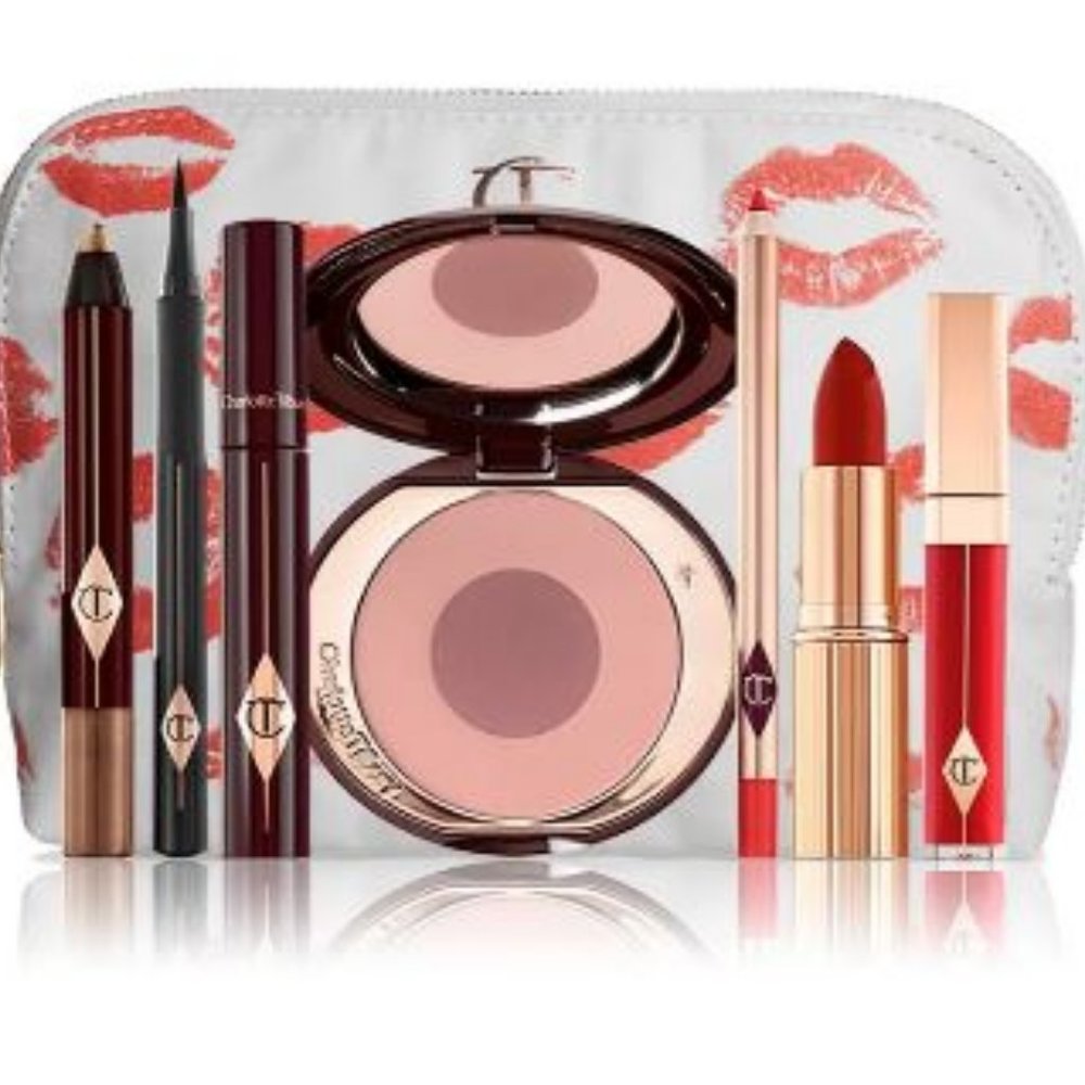 Charlotte Tilbury "The Bombshell" Makeup Bag Gift Set New in Original Packaging